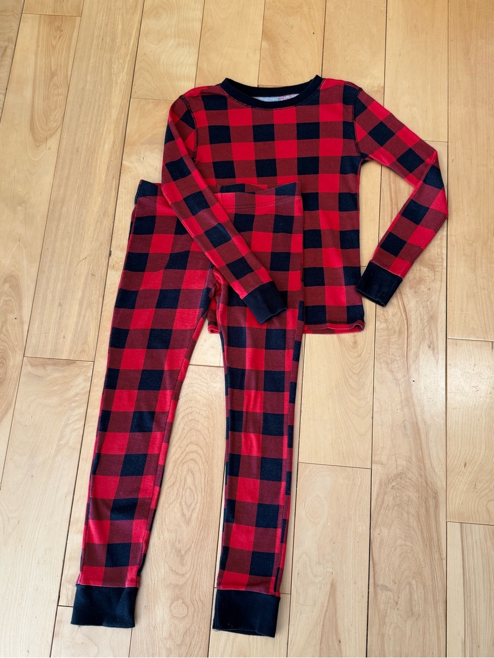 Old Navy classic Red and Black Buffalo Plaid Kids Pajama Set